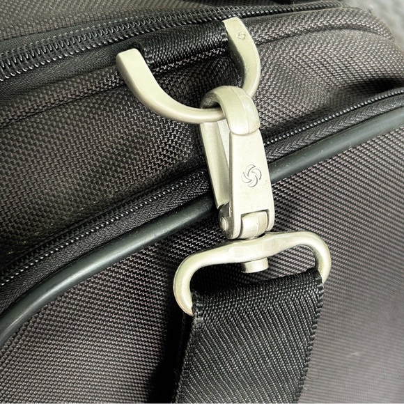 SAMSONITE Travel Duffle Bag/Weekender, Black. - Picture 12 of 16